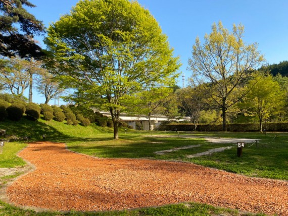 YOTAGIRIPARK CAMPING FIELDで使えるクーポン一覧｜レジャーの割引クーポン ダレモ【おでかけ】