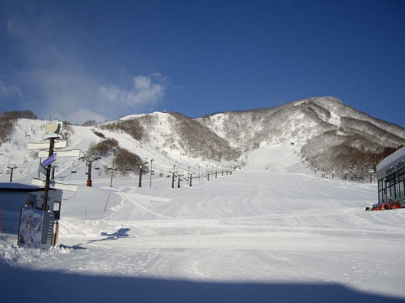 白馬乗鞍温泉スキー場のゲレンデ状況