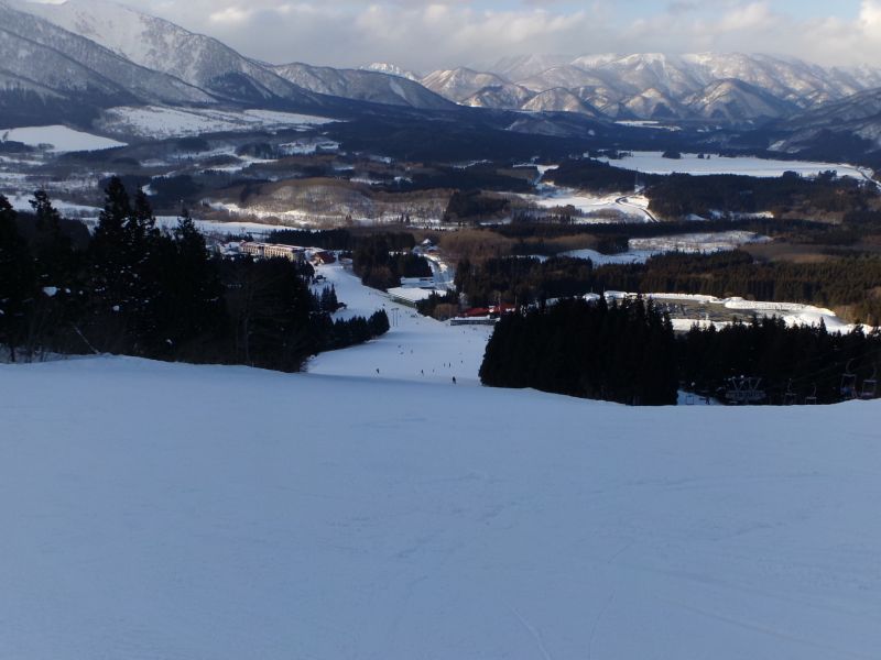 新しいバイパス道路ができ凄く行やすいスキー場になりました。
