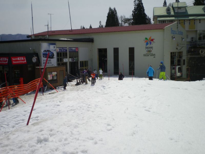 4月12日雪は十分