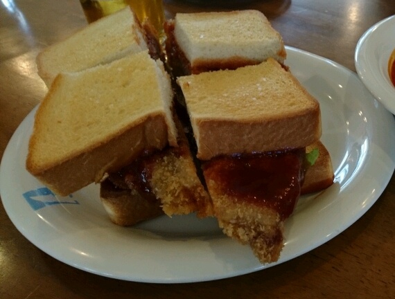 名物カツサンド